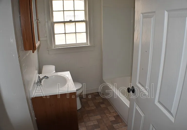 3806 S Taylor St — Photo 7