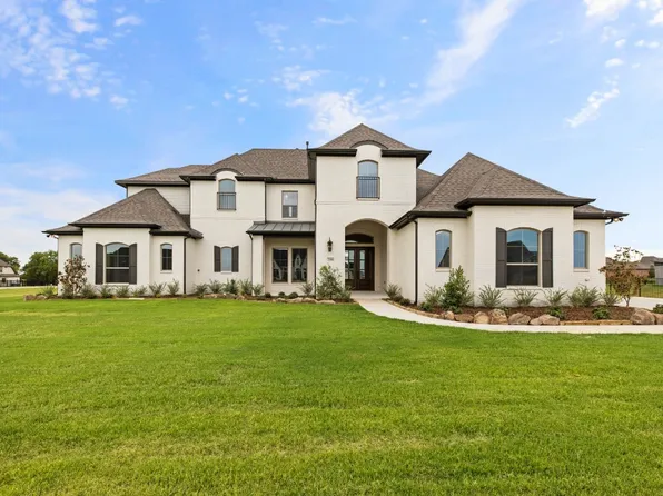 300 Claire Ct, Sunnyvale, TX 75182