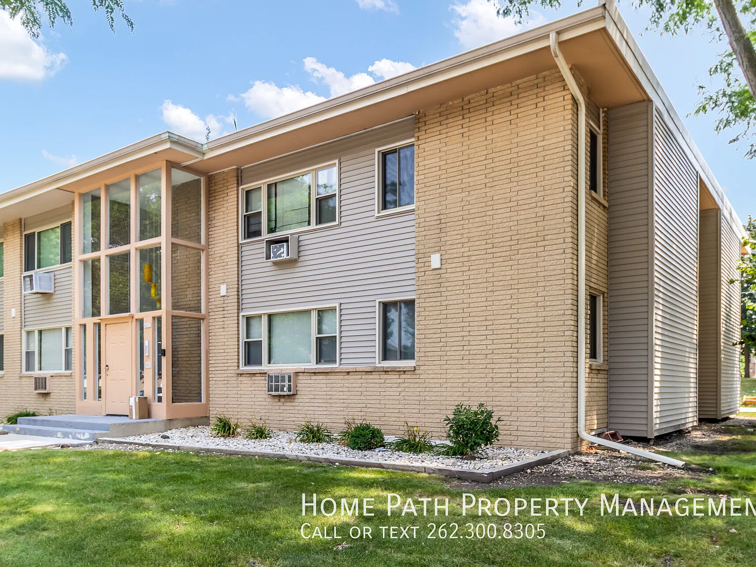 2 bed, $1,200 — Photo 2