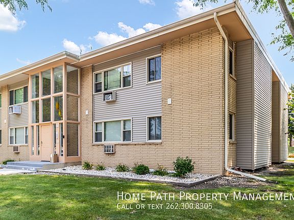 2nd image of 4222 S 51st St #8