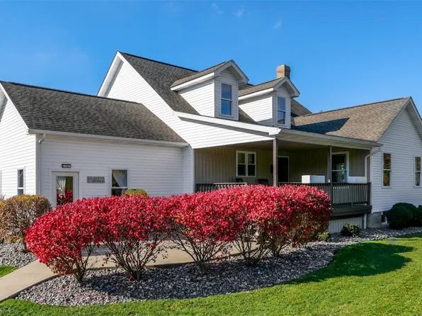 12125 Prentiss Rd, Garrettsville, OH 44231