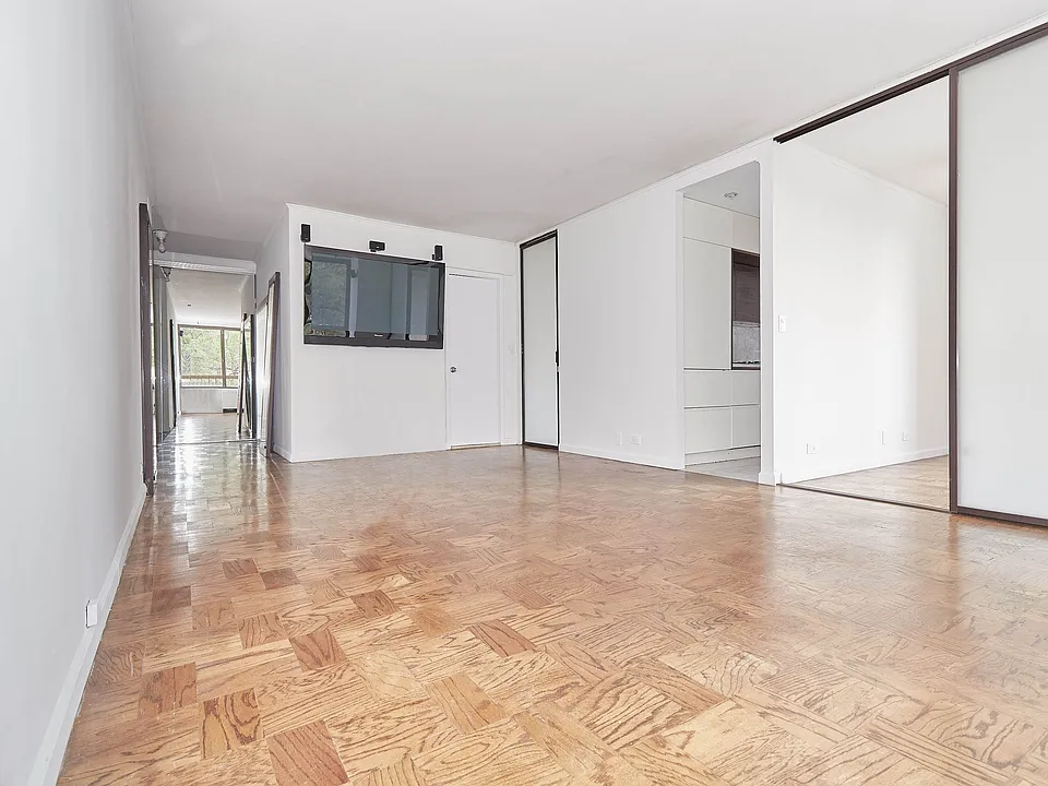 630 1st Ave #3D