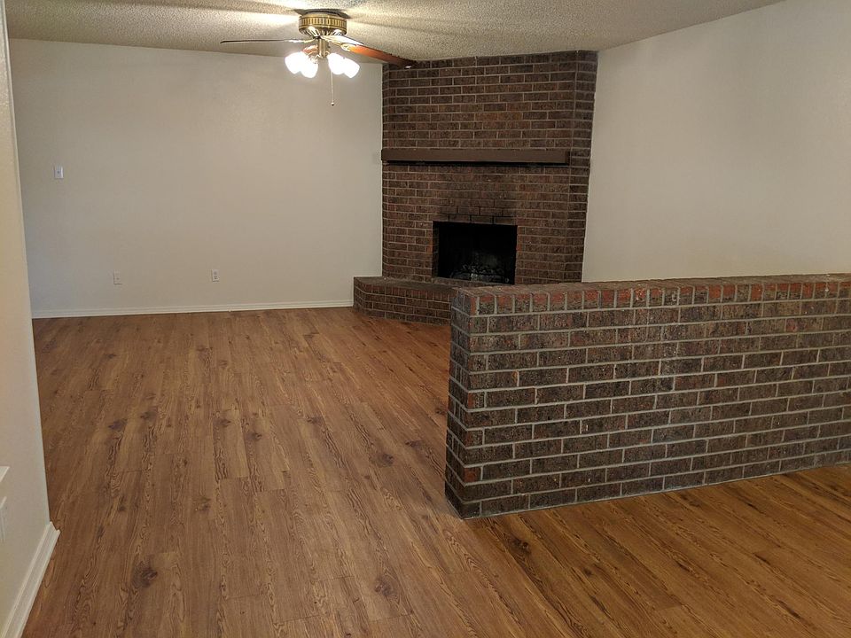 2nd image of 2302 Lindblad Ct