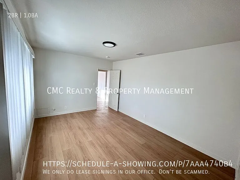 10242 Darby Ave #6 — Photo 8