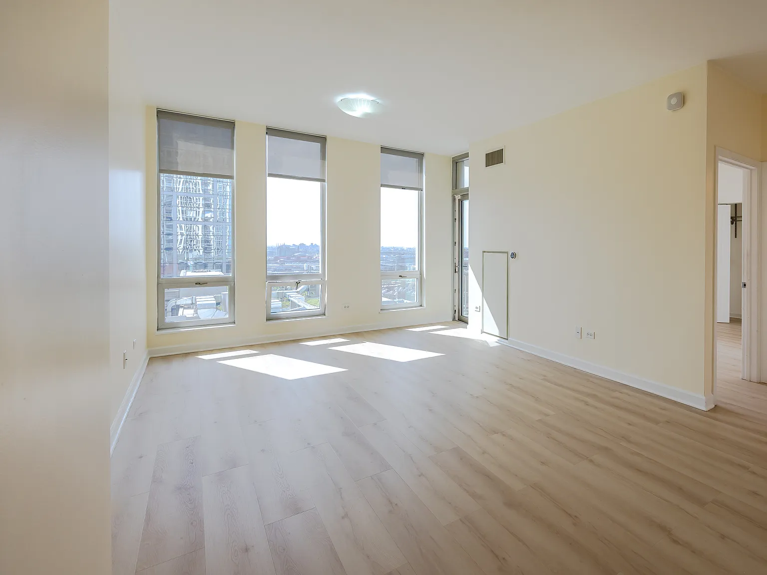 1 bed, 800 sqft, $2,650 — Photo 3