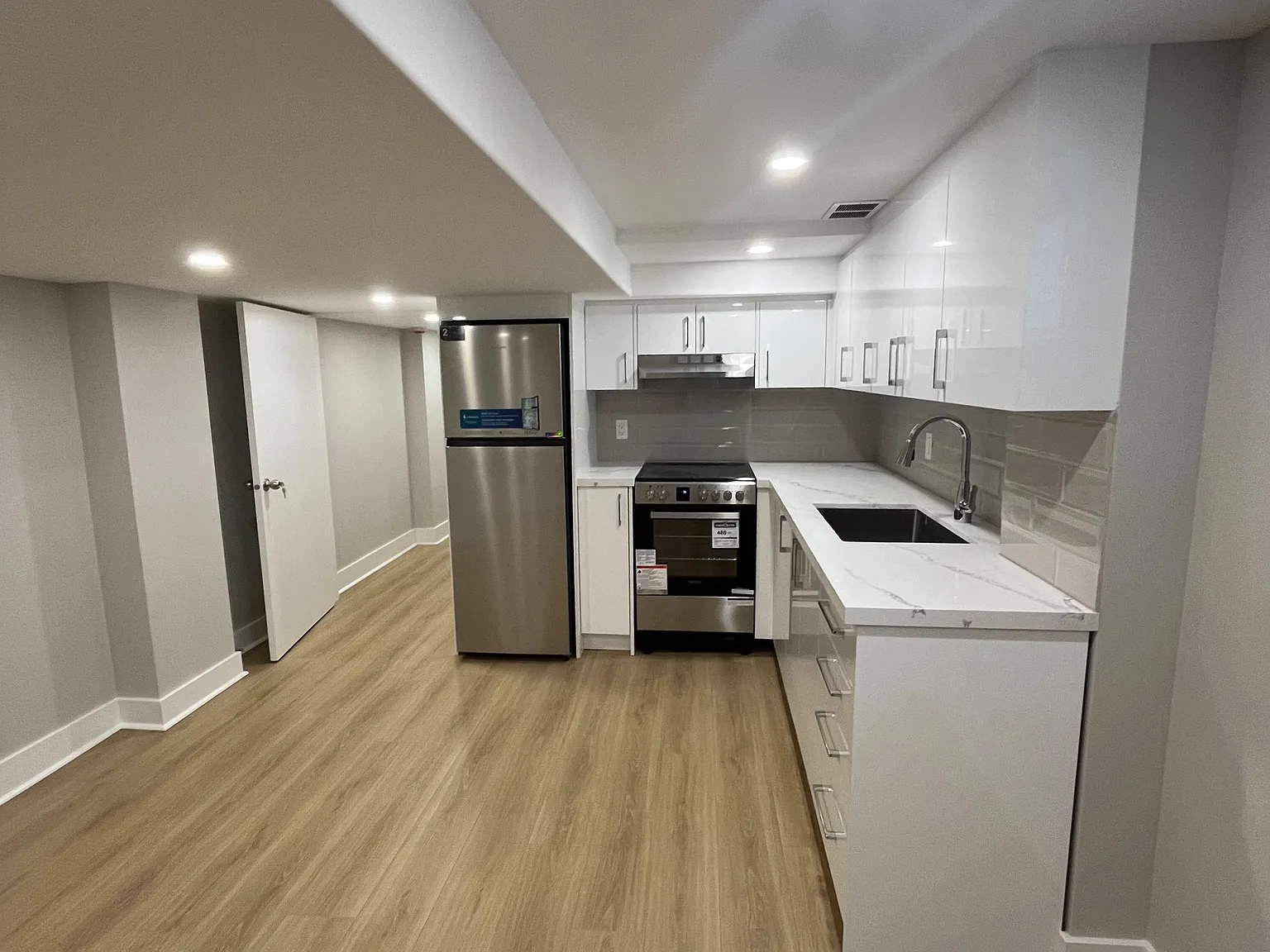 1 bed, $1,900 — Photo 2