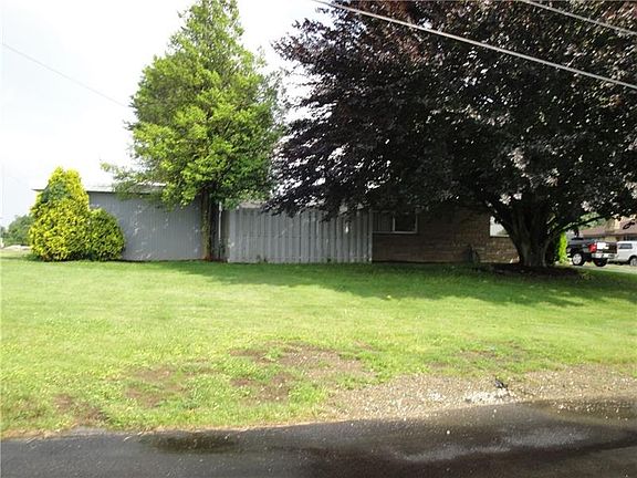 2nd image of 83 Crestline Ave