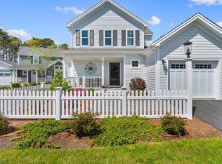 24 Cobblestone Circle, Mashpee, MA 02649
