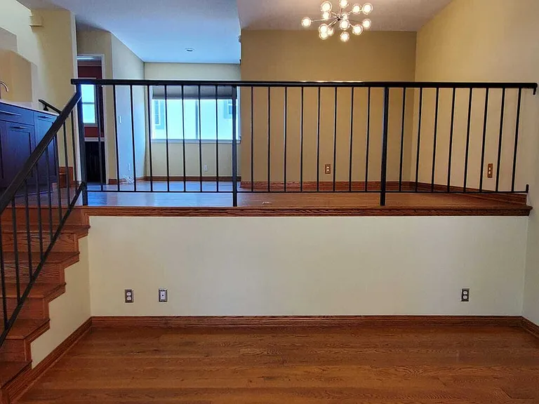 7320 Balboa Blvd #123 — Photo 6