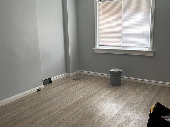 2nd image of 6642 Tulip St