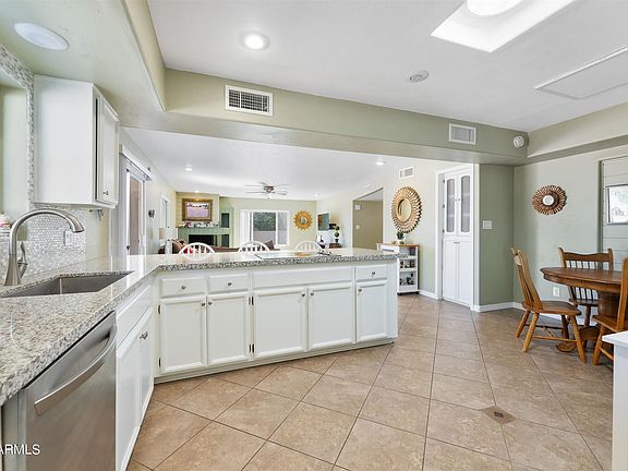 3rd image of 17522 E San Carlos Dr