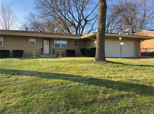 908 28th St, West Des Moines, IA 50265