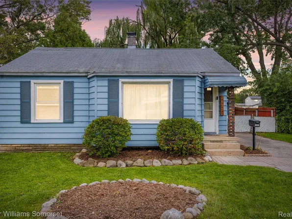 26322 Delton St, Madison Heights, MI 48071