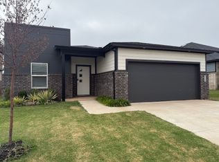 8100 NW 151st Cir, Edmond, OK 73013