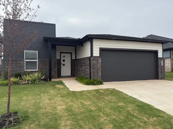8100 NW 151st Cir, Edmond, OK 73013