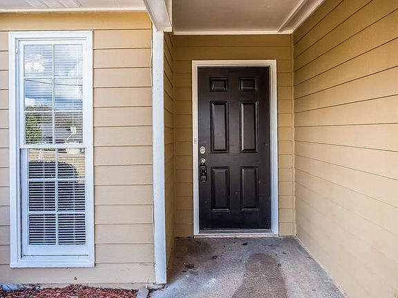 4th image of 105 Summerfield Dr