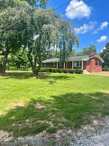 1515 Greenview Dr Photo 1