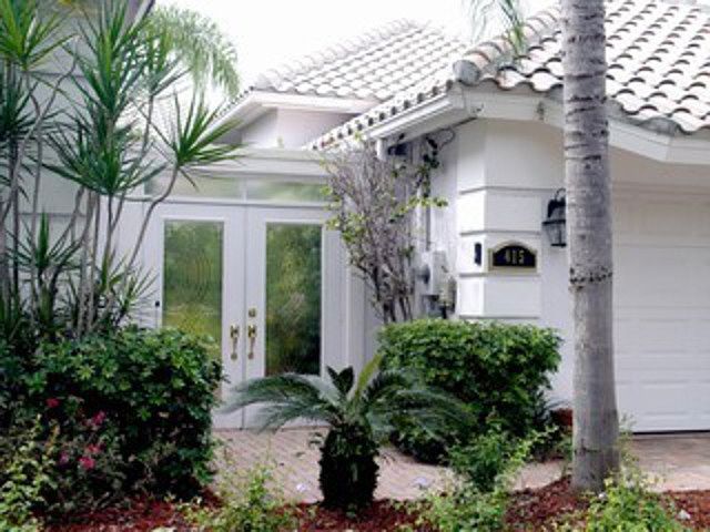 1st image of 415 Palo Verde Dr