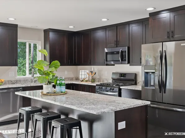 608 W 42nd Ave, Anchorage, AK 99503