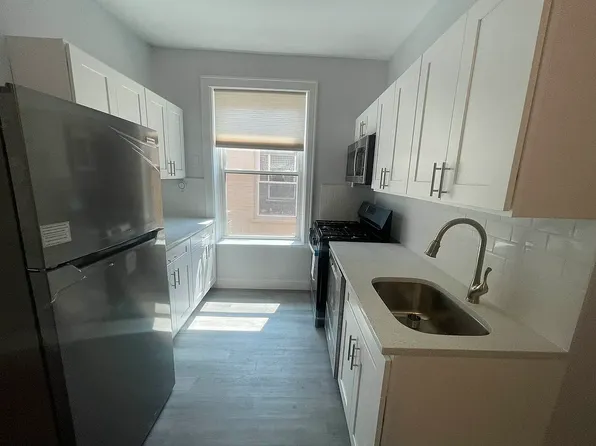 23-61 28th Street image 1 of 7