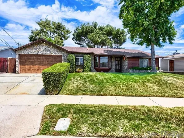 9427 W Heaney Cir, Santee, CA 92071