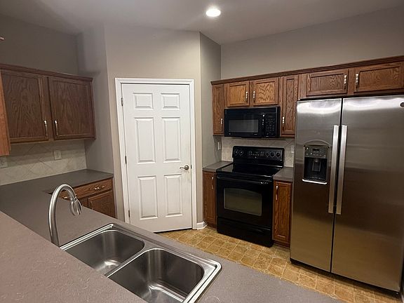4th image of 1955 Nocturne Dr Unit 3105