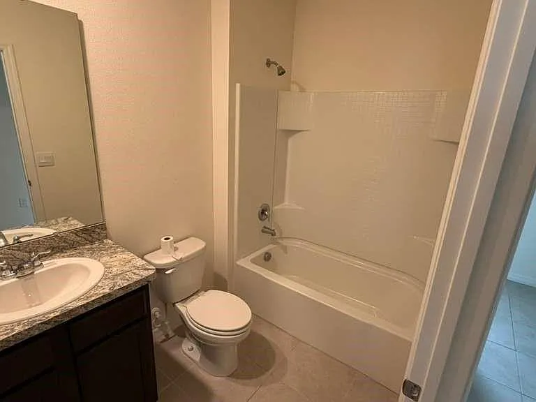 1511 Catbriar Way — Photo 28