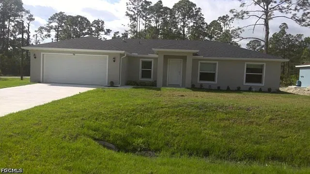 4 bed, 2.0 bath, 1613 sqft, $1,750 — Photo 1