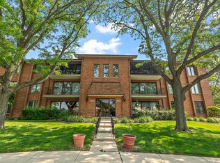 9900 Shady Ln APT 3NE, Orland Park, IL 60462
