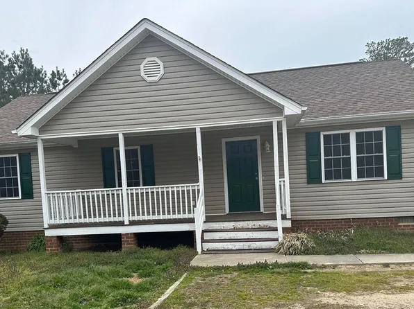 22426 Hilltop Dr, Mc Kenney, VA 23872