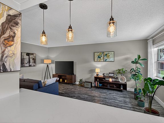 3rd image of 2110 NE 42nd Street #4b