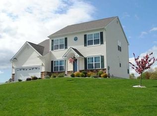 16 N Hill Ln, Newburgh, NY 12550