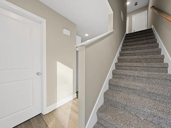 5th image of 1316 Nutwood St #B