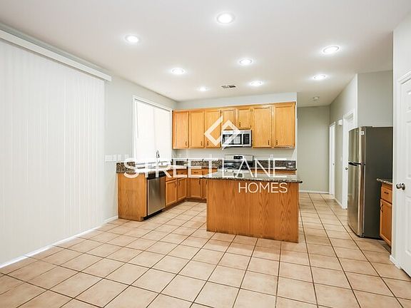 5th image of 6578 Candy Apple Cir