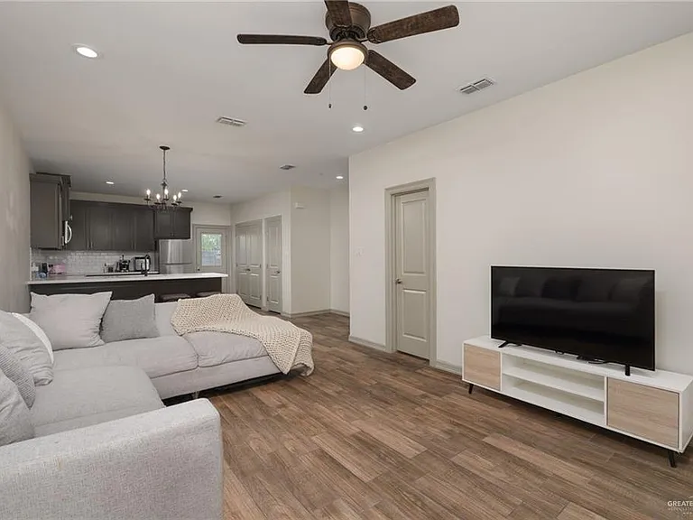 4700 W Huckleberry St #2 — Photo 4