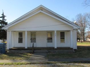 408 N East St, Norris City, IL 62869