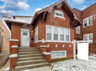 7915 S Elizabeth St, Chicago, IL 60620