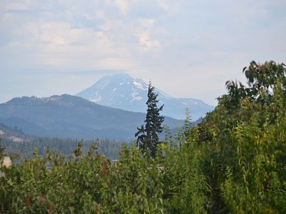 MT Adams views abound