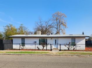 1105 E Kaviland Ave, Fresno, CA
