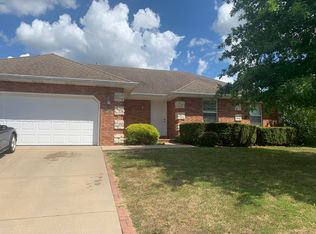 5908 N 9th Ave, Ozark, MO 65721