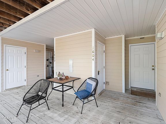 4th image of 3350 Club Villas Dr #1604