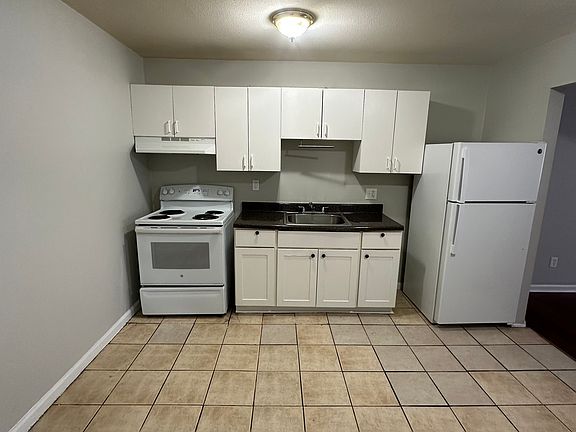 3rd image of 121 Blake St #304