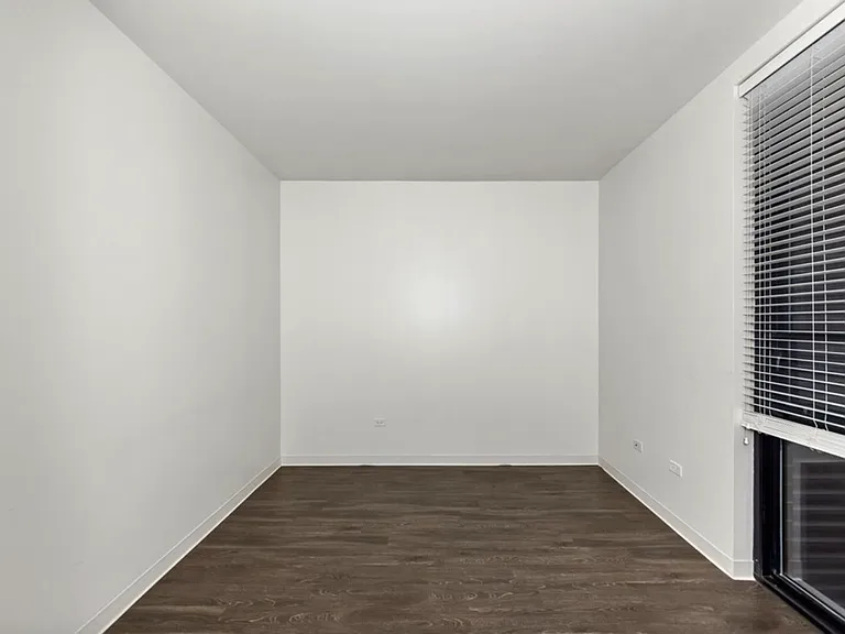 820 N Milwaukee Ave #201 — Photo 7