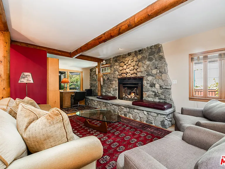 454 E Rustic Rd — Photo 8