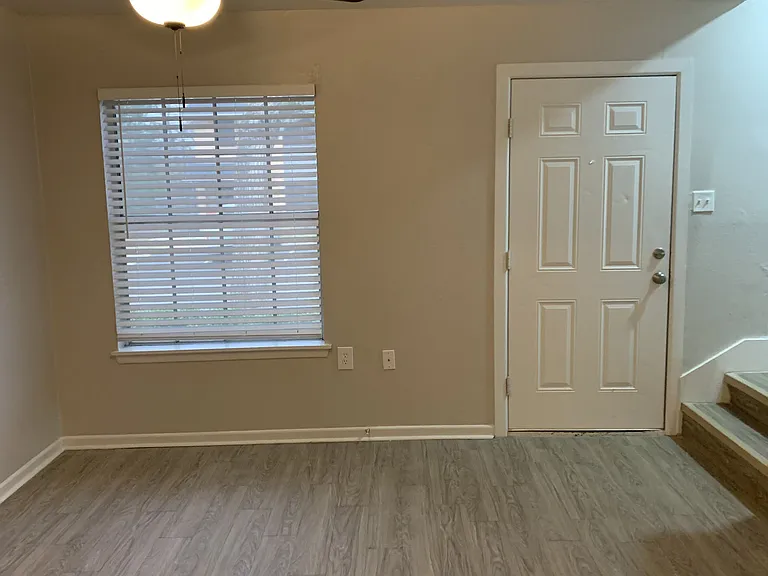 Troup Townhomes — Photo 56