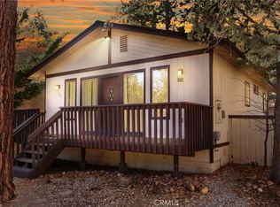 426 Cedar Ln, Sugarloaf, CA 92386