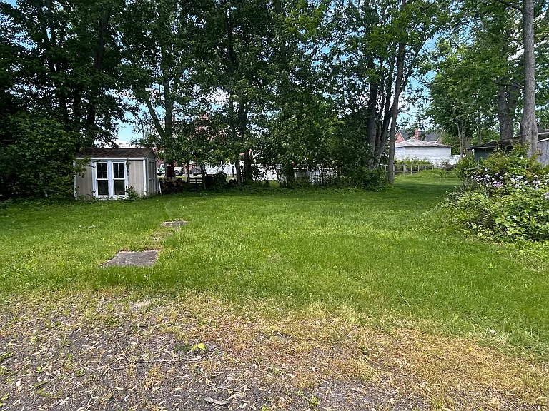7 Hillcrest St #2 — Photo 11