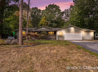 5153 Shady Creek Dr, Muskegon, MI 49441