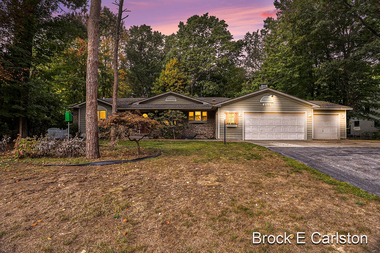 5153 Shady Creek Dr photo 1