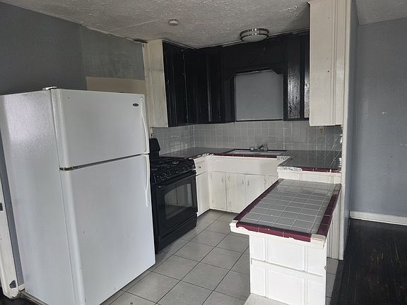 5th image of 801 66th St Unit C